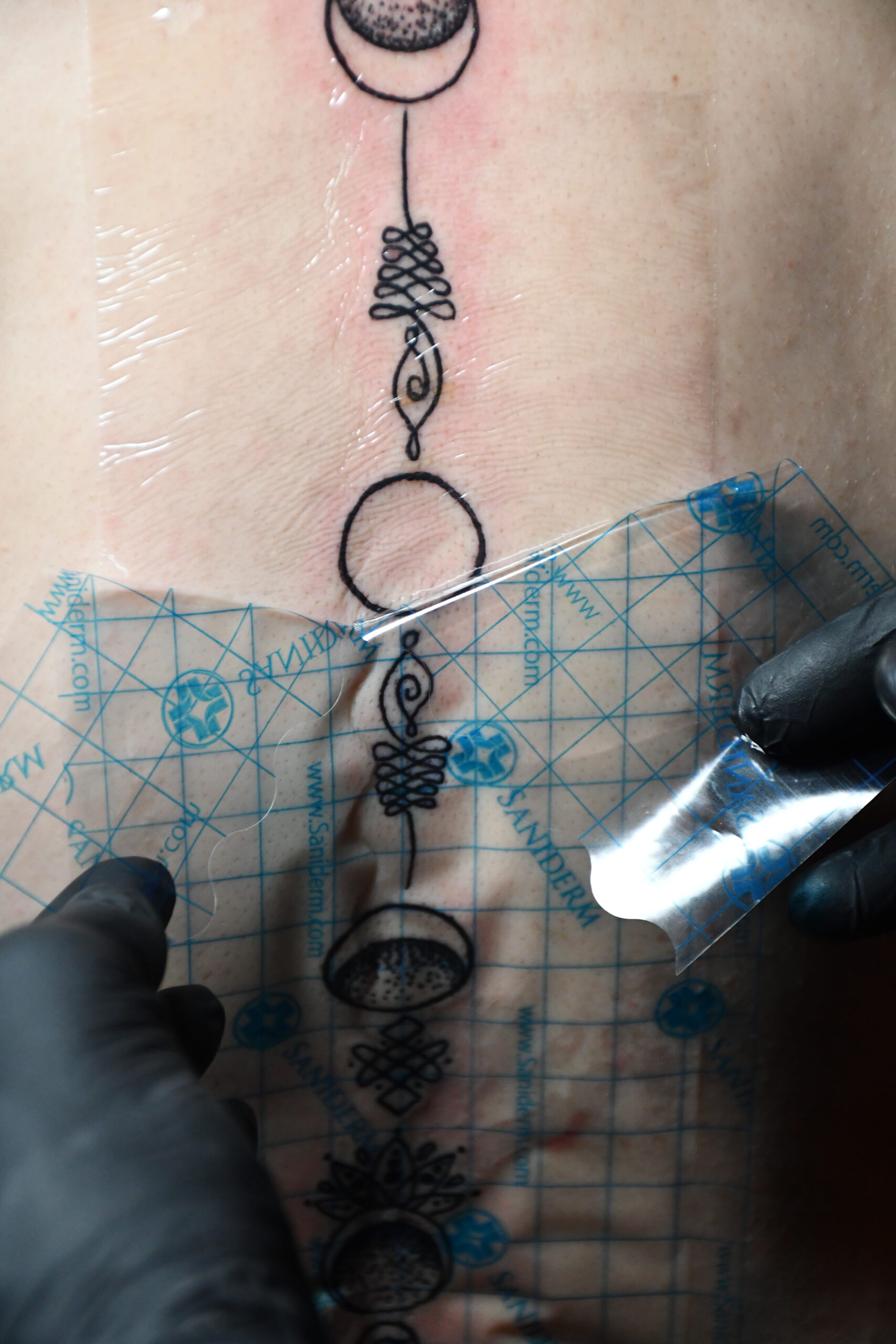 Your Guide to Tattoo Aftercare | Saniderm Knowledge Base